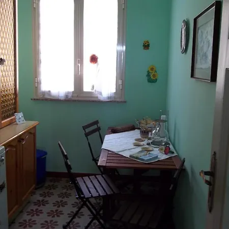 Mare E Monti Джардини-Наксос